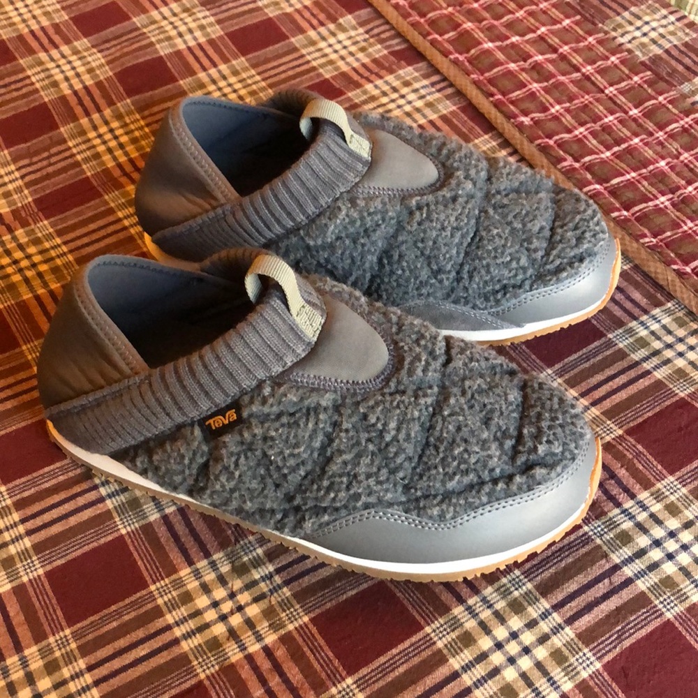 Teva slippers